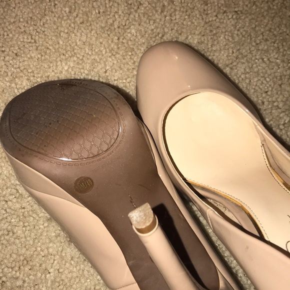 Jessica Simpson Nude Platform Heels Size 10 - Picture 5 of 5